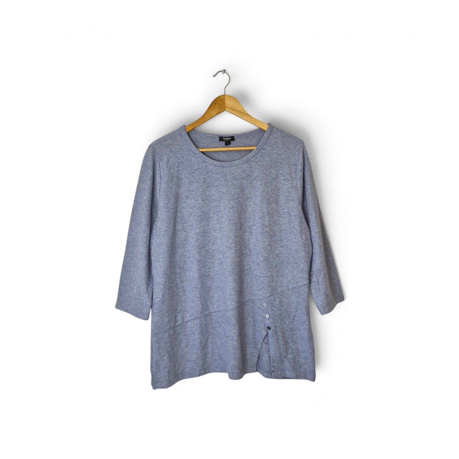 Camiseta Asimétrica "Soft Touch": Detalle Lateral